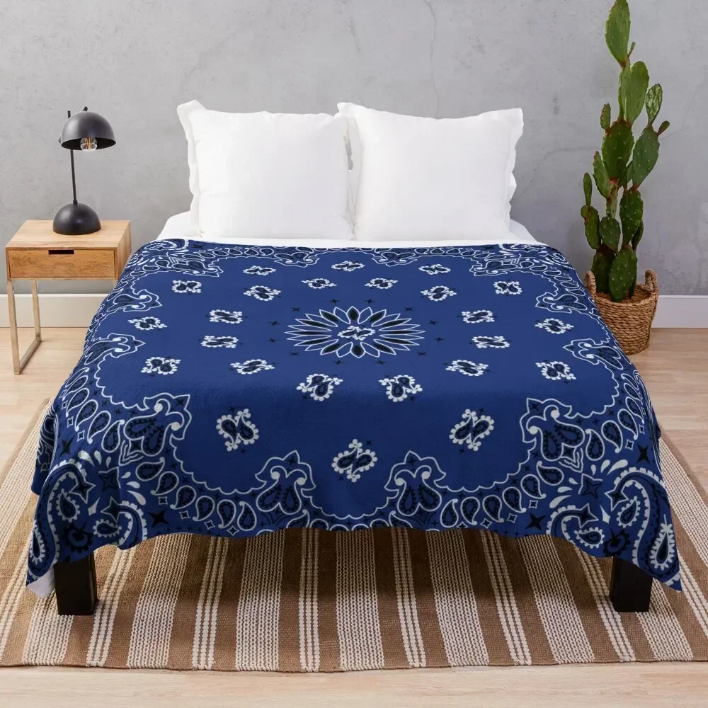 

Blue Bandana Pattern Throw Blanket Air Conditioner Soft Blanket for Office Home