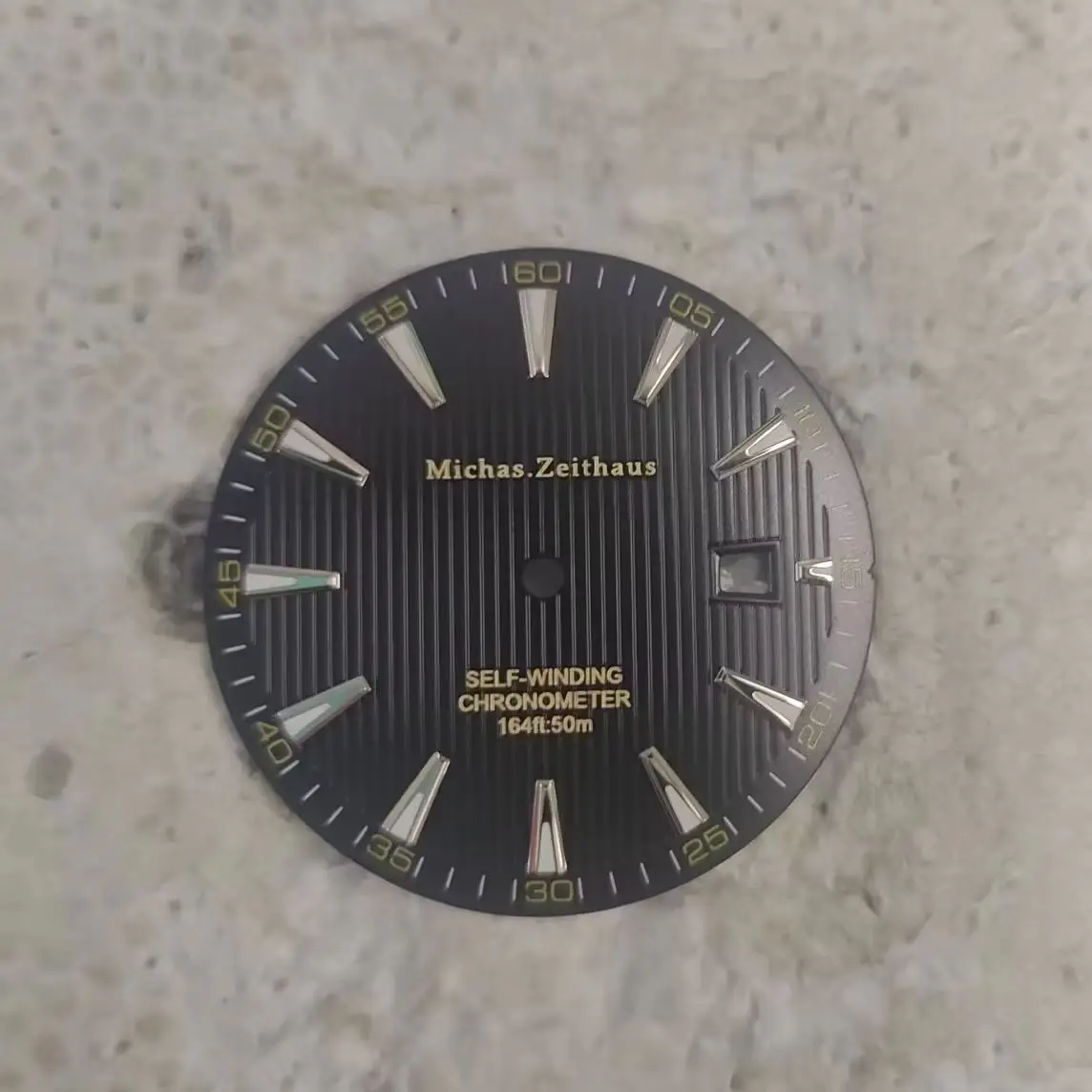 Watch dial, handle, bottom cover, pendulum, clasp and other laser customized logo.