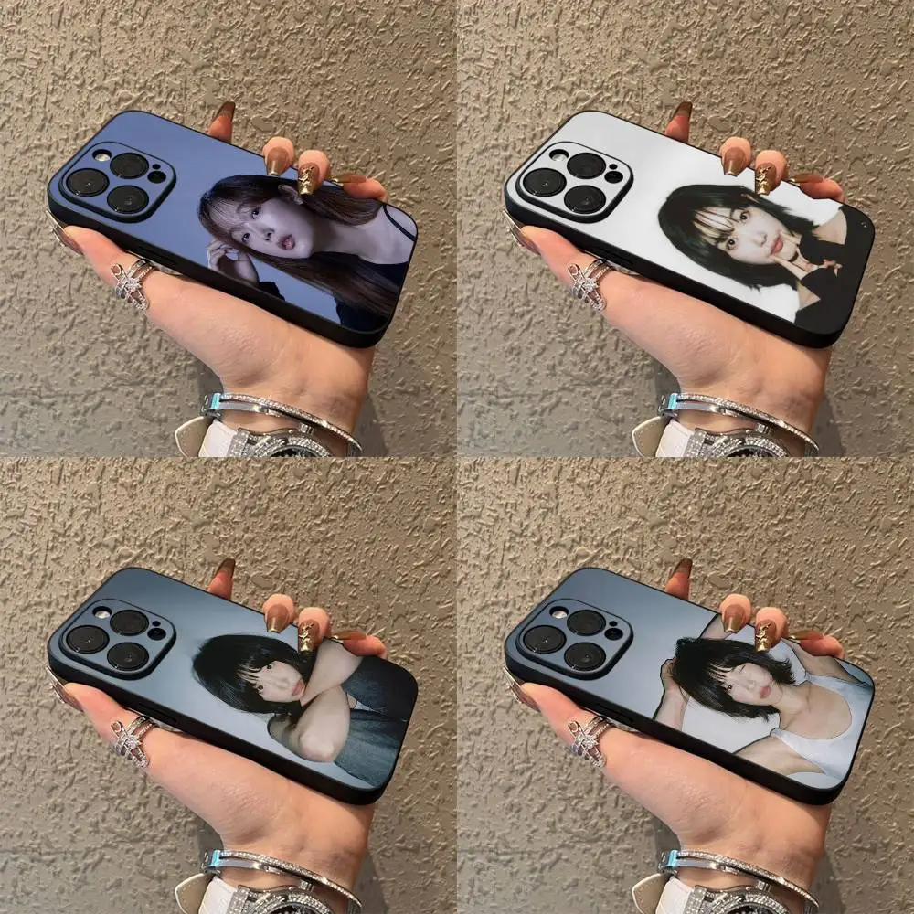 

L-Lee Yoo Mi YooMi Phone Case For iPhone 16,15,14,13,12,11,Pro,XS,Max,XR,Plus,E,SE4,Mini Black Soft Cover