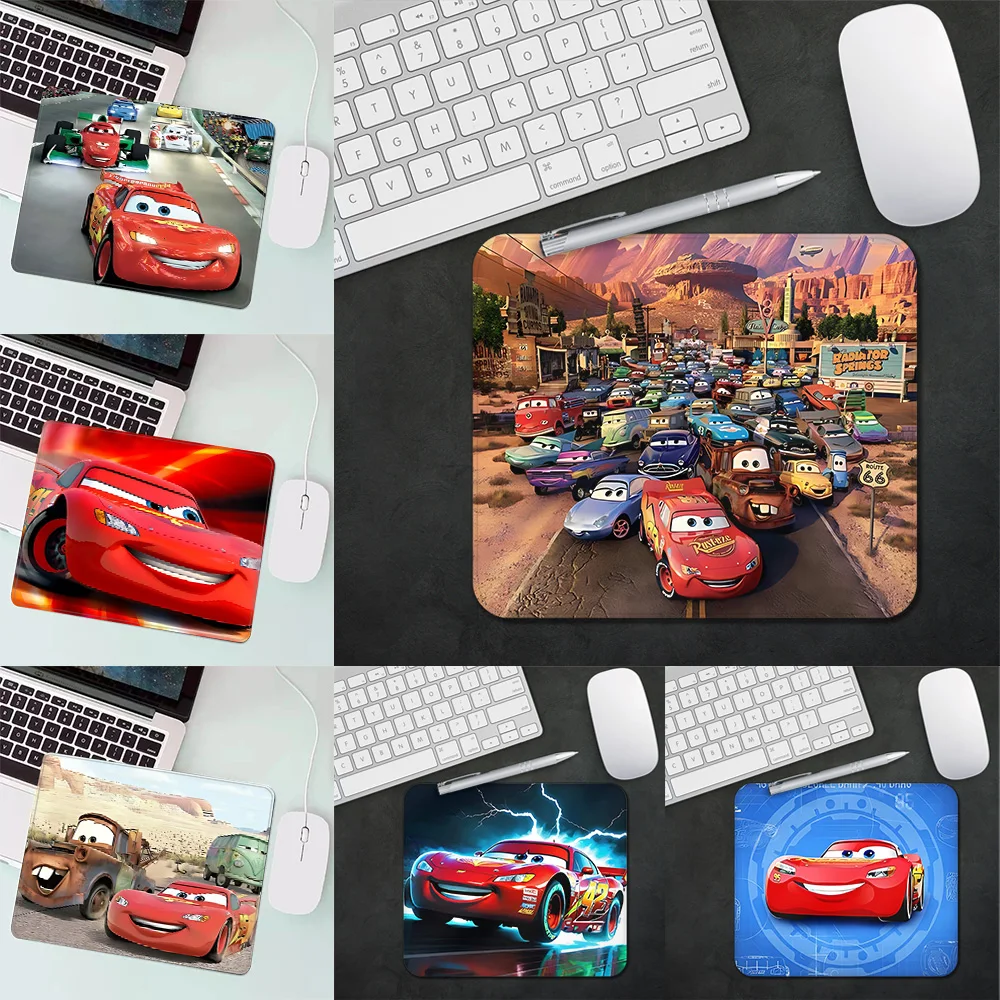 Lightnings McQueen Gaming Mouse Pad XS Small Mousepad For PC Gamer Desktop Decoration Office Mouse Mat Deskmat Rug