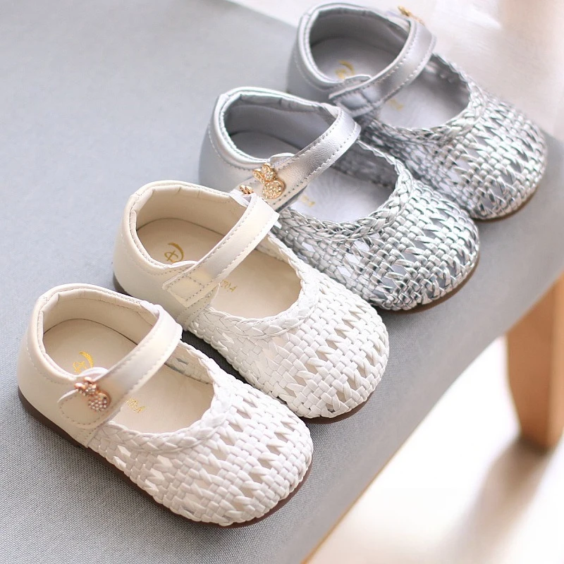 2026Summer New Girl Mary Jane Shoes Simple Versatile Kids Sandals Comfort Anti Slip Girl Hollow Leather Shoes Sandalias De Mujer