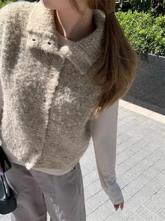 

Faionable High Ne Single Button Casual Knitted Vest Women's Svel Top Dongda Gate 2025 Autumn Winter New Arrival