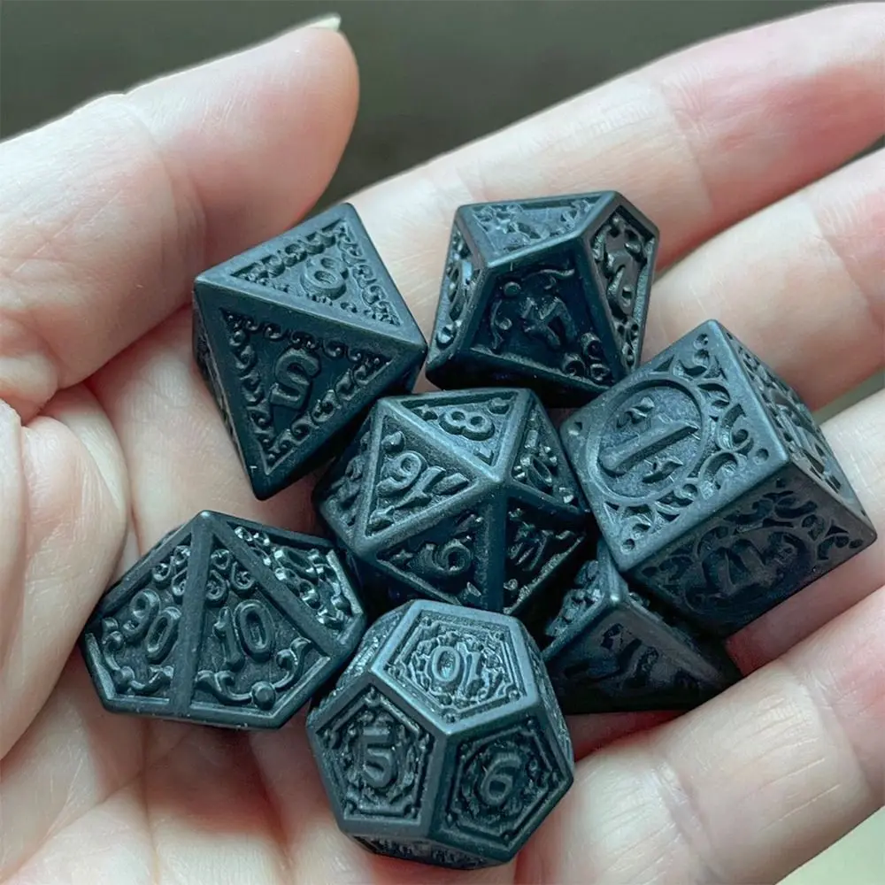 7Pcs/set 7-Die Table Game DND Dice D4 D6 D8 D10 D12 D20 Party Game Game Dice Acrylic Hollow Retro Polyhedral Dice TRPG DND