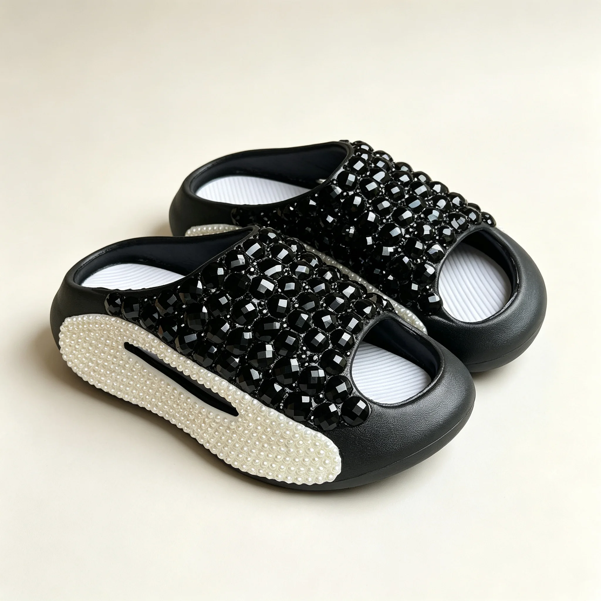 Summer new fish mouth EVA diamond inlaid casual slippers, rhinestone home large size flat heel thick soled women's sandals