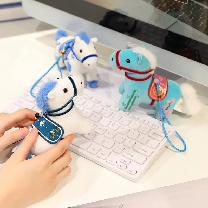 Morbido peluche realistico della mascotte del cavallo; Ottimo regalo per neonati, tema dell'anno del cavallo 2026, decorazione interna della casa