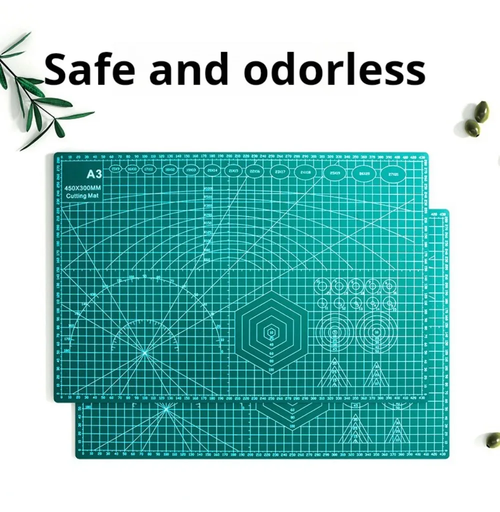 

A4 cutting pad - a multifunctional protective pad suitable for crafts and DIY, with grid lines on both sides