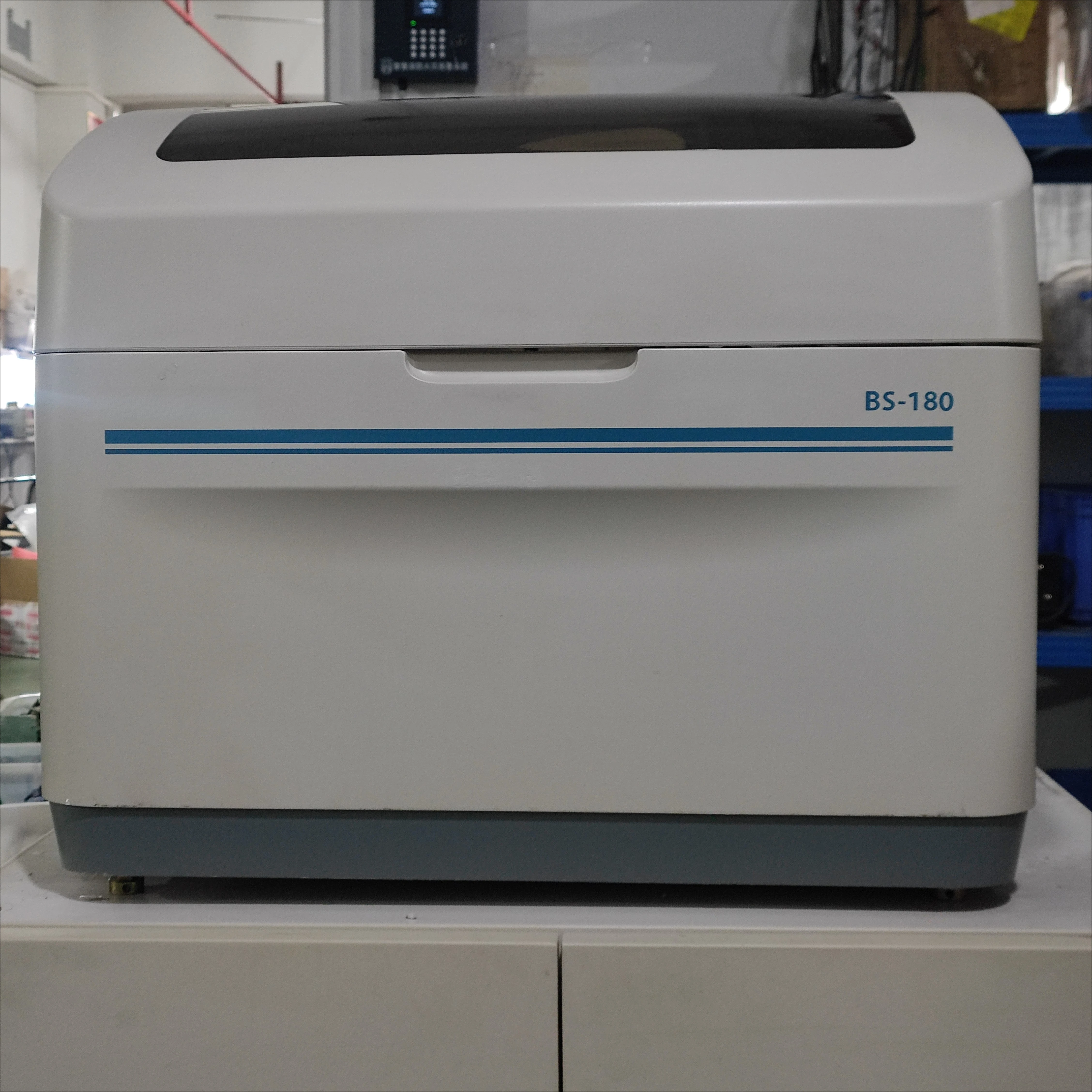 

Автоматический биохимический анализатор BS-180