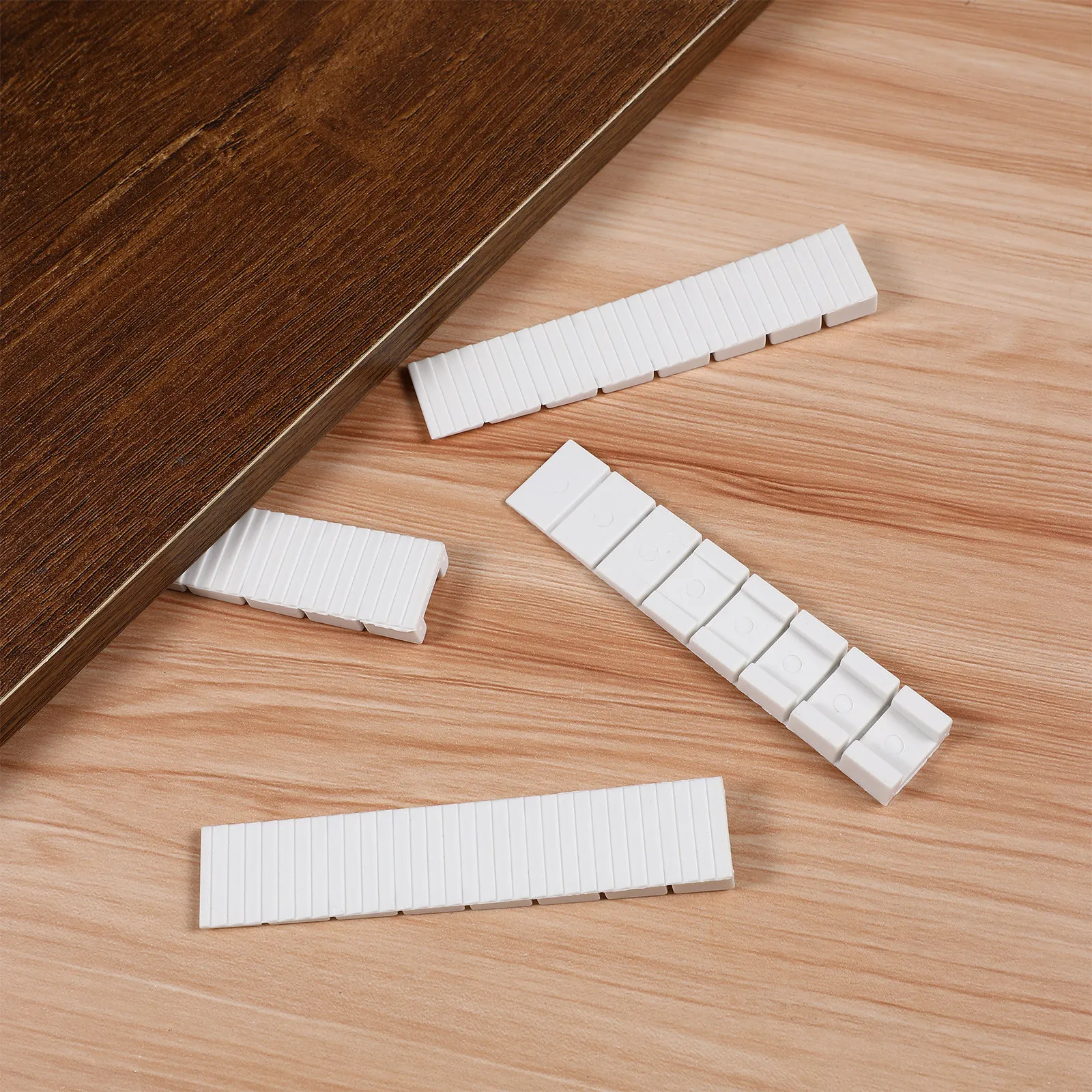 

20 Pcs Furniture Leveling Wedges Plastic Dining Table Shims Adjustable Screw-in Leveling Furniture Glides Floor Leg Levelers