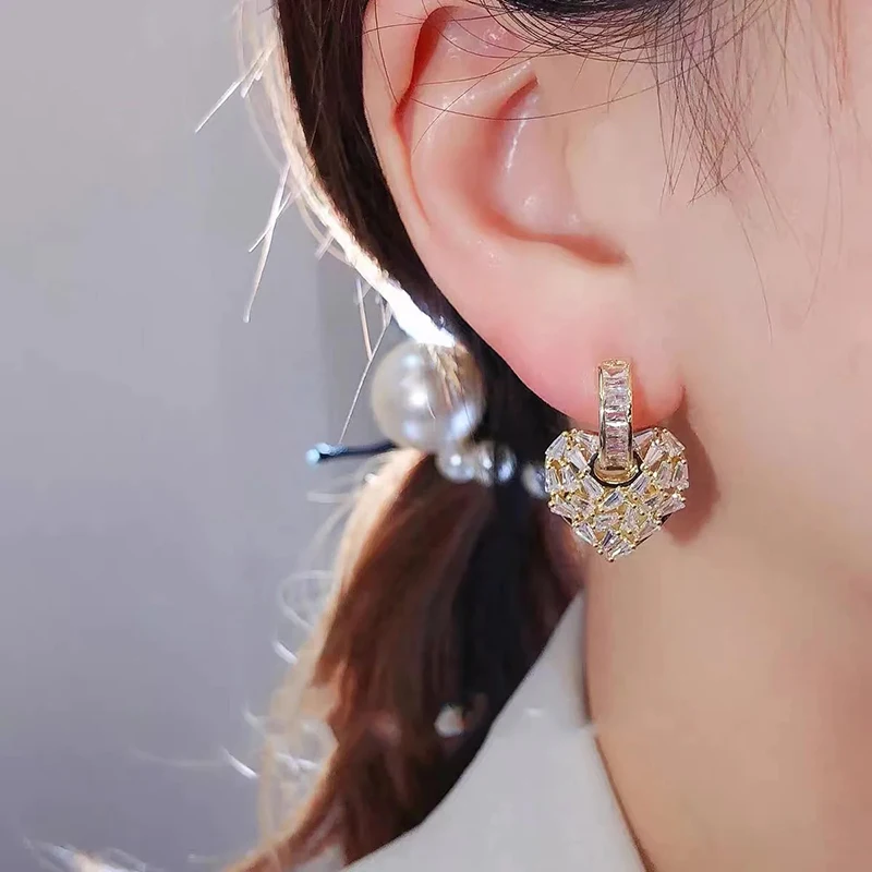 Huitan Schillernde Herz-Tropfen-Ohrringe für Frauen, moderne Mode, weibliche Liebes-Ohrringe, voll mit geometrischem CZ, Geschenk, neuer trendiger Schmuck