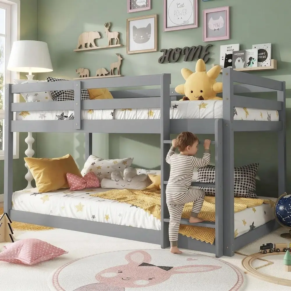 

Двухъярусная кровать Twin Over Twin из массива каучукового дерева со встроенной лестницей и защитными перилами, экономия пространства для детей, серый цвет