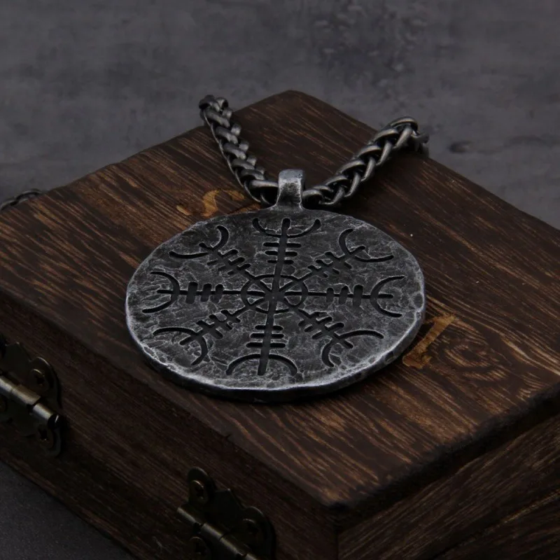 New Viking Compass Rune Aegishjalmur Pendant Necklace for Men Women Personality Charm Ornament