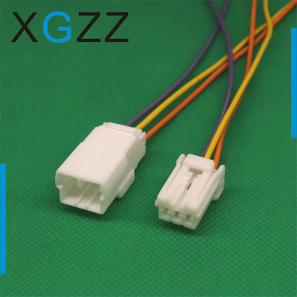 174928-1/174921-1 Suitable for Pentium B50 ceiling light reading light, ceiling light plug, tail plug, connecting wire