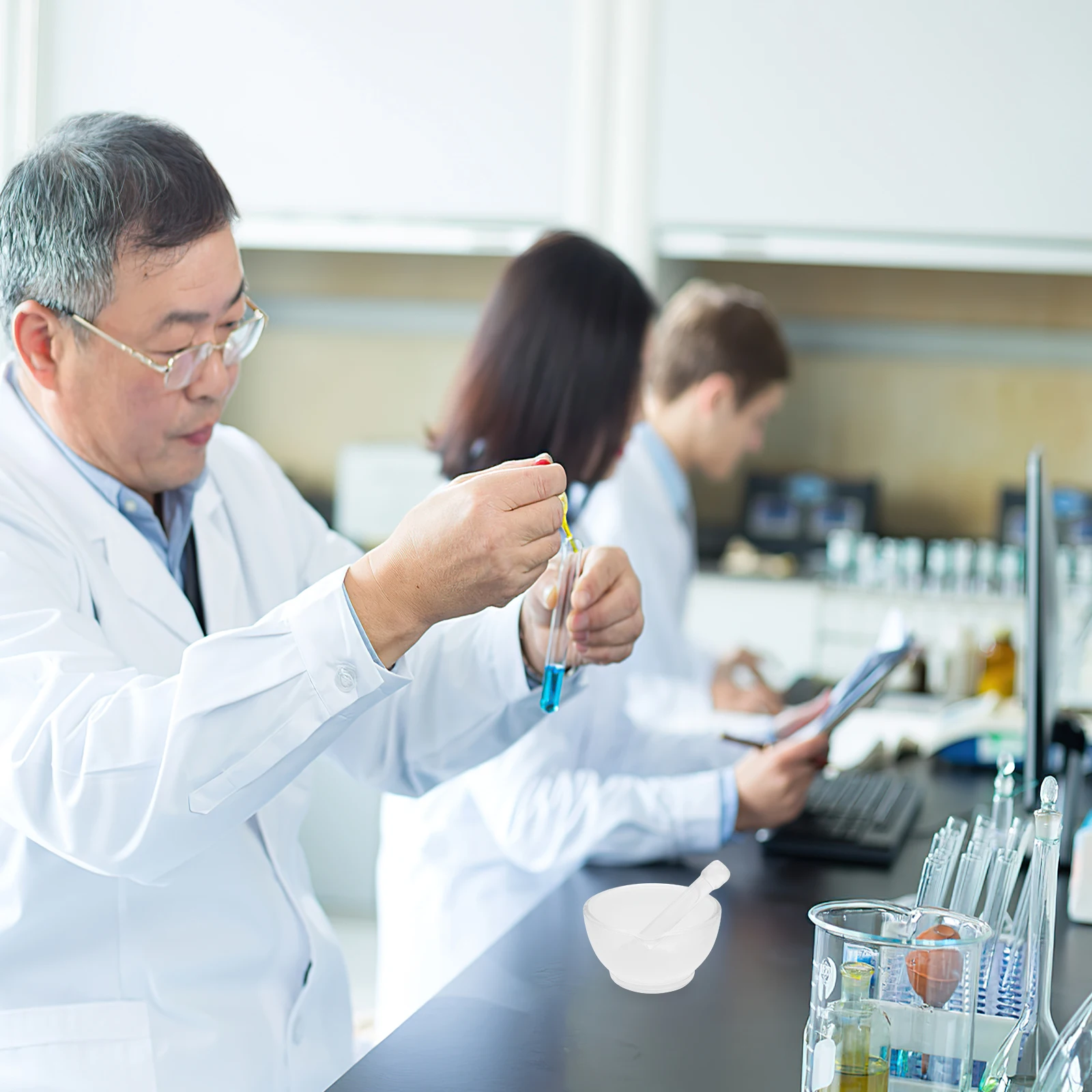 

Garlic Masher Medicine Mortar and Pestle Glass Mixer Crusher Apothecary Grinding Bowl