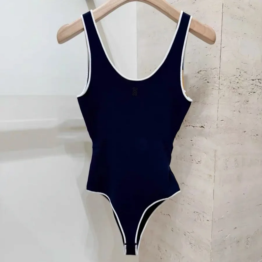

Women's Fashion Slim Contrast Color Knitted One-Piece Vest