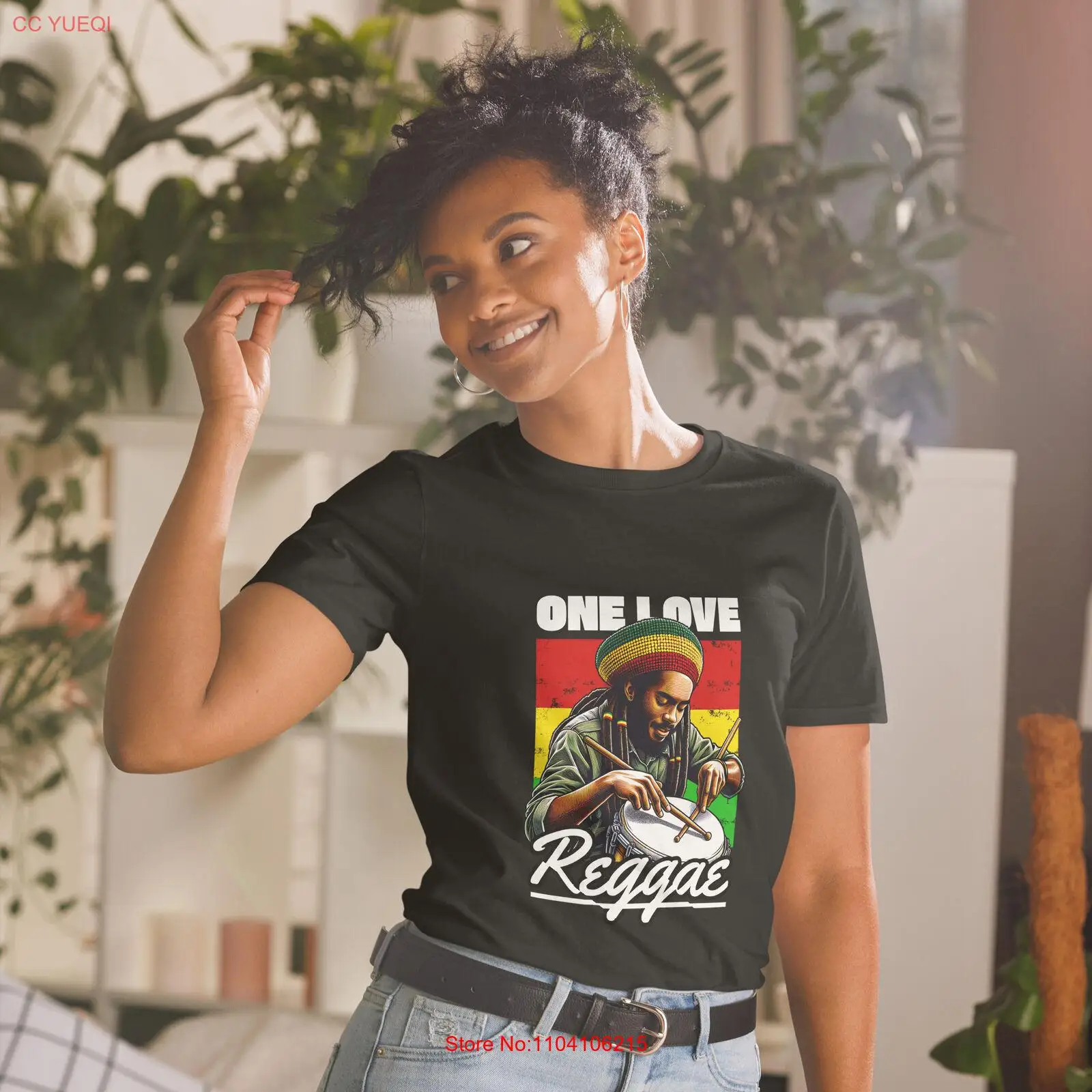 

Футболка унисекс с короткими рукавами One Love