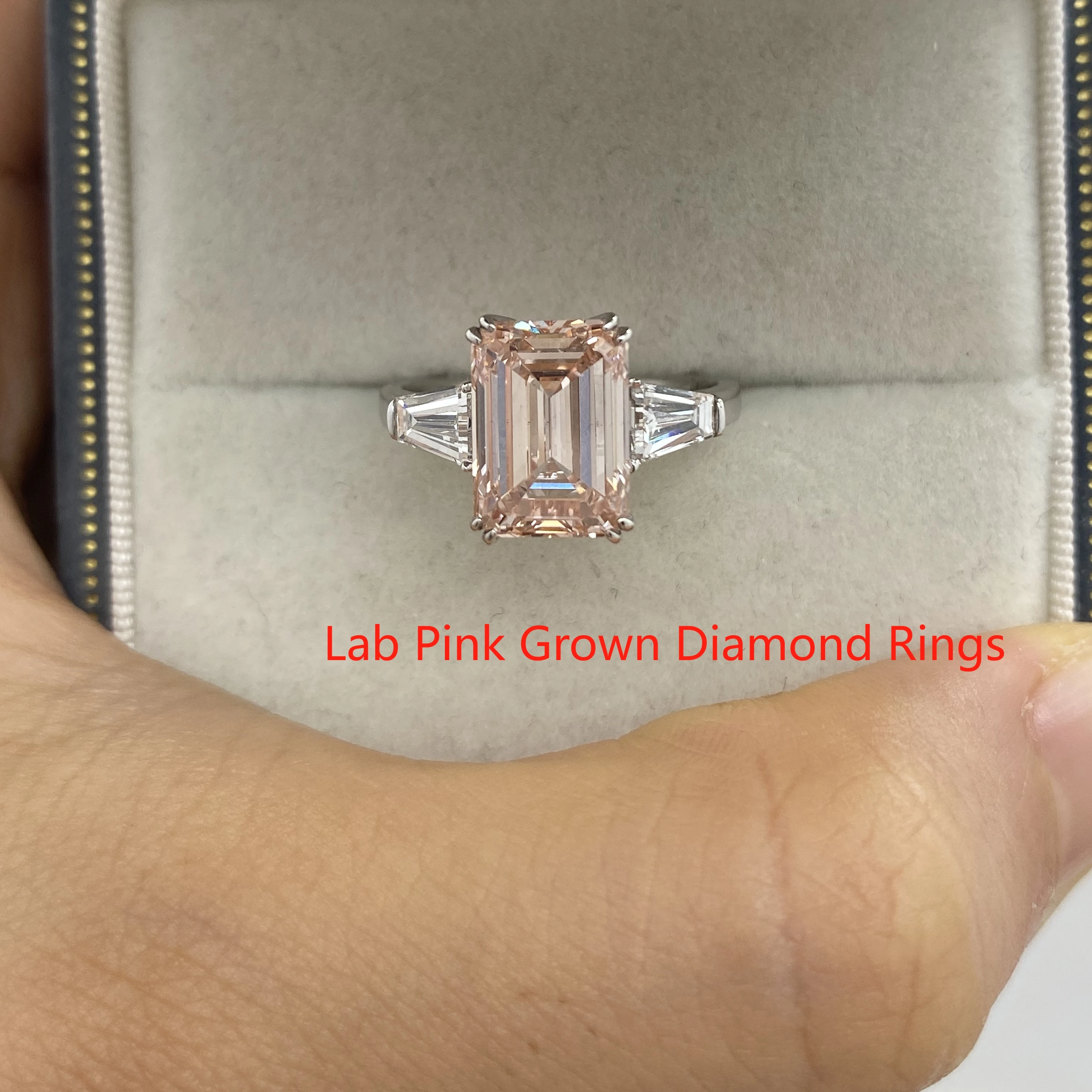 

IGI Certified 4CT Emerald Cut Pink Color VS-VVS Lab Grown Diamond CVD HPHT Diamond Ring Platinum 950 Anniversary Gift For Lady