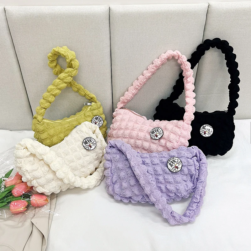 Fashion Bubble Shoulder Bags for Women's, Soft Ruched Quilted Underarm Handbag, Cute Casual Small Purse with Decorative Badge