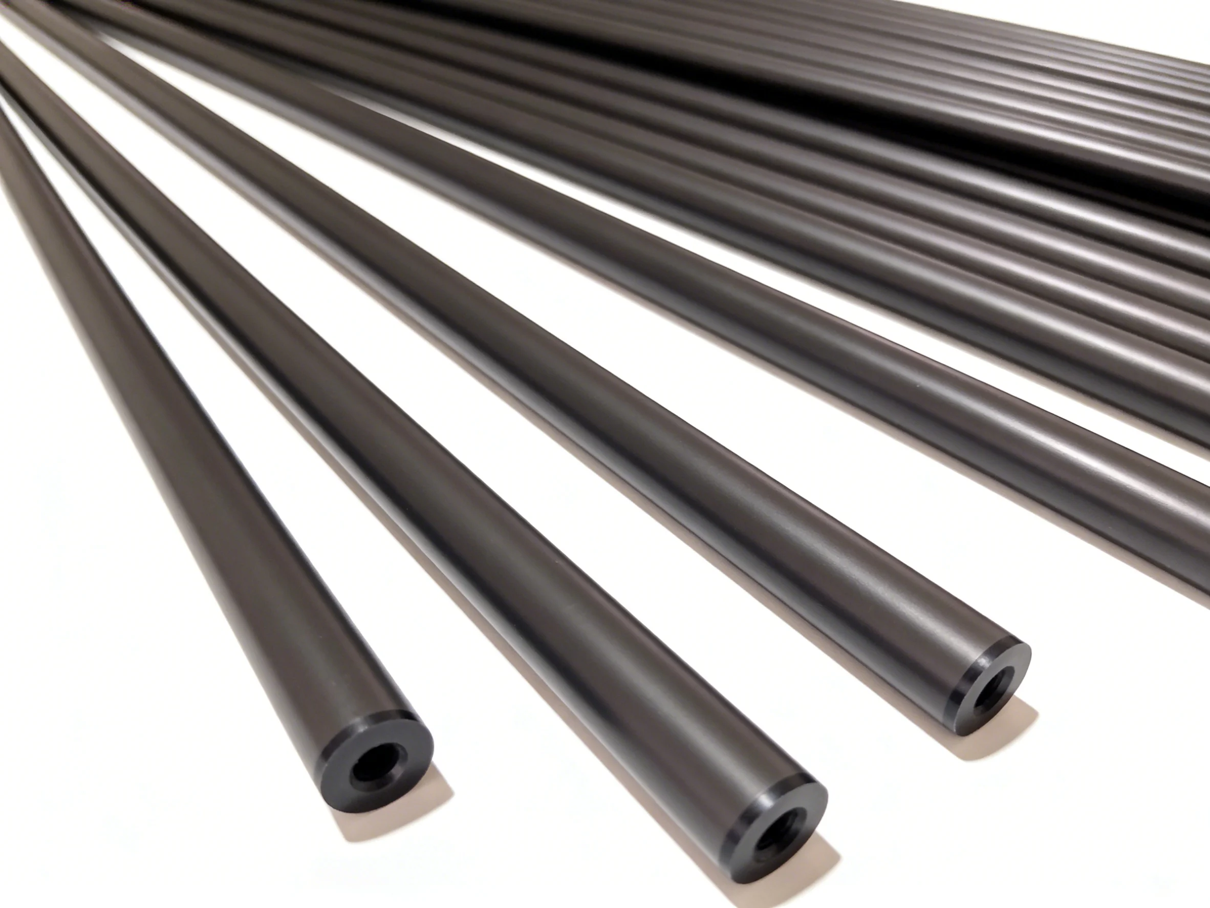 

Прочный кий для бильярда из 100% карбона, 11,8 мм, 2-секционный, радиальный, высококачественный, на заказ, легкий, прямой поставки