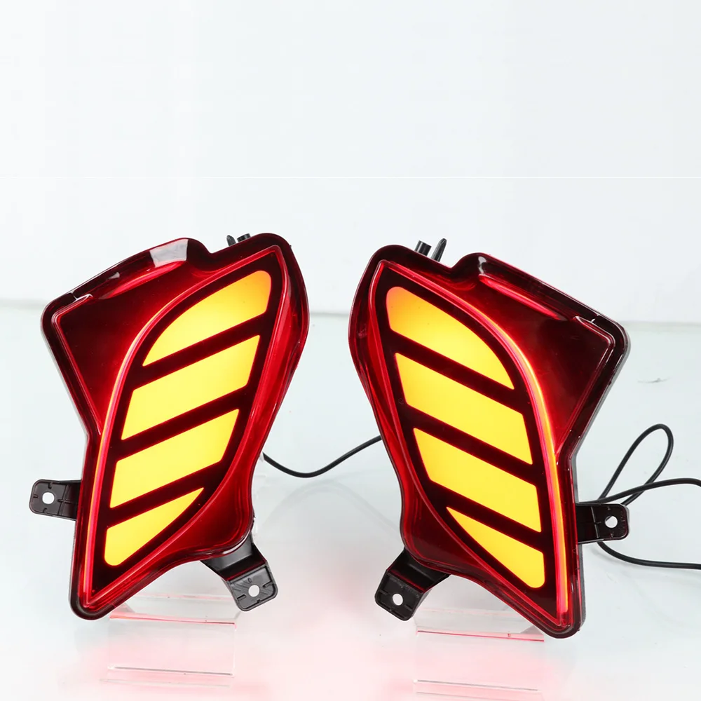 

2 Pieces Car Rear Bumper Lights Turn Signal Yellow LED Brake Lights Driving Lamp for Toyota Highlander 2020 2021