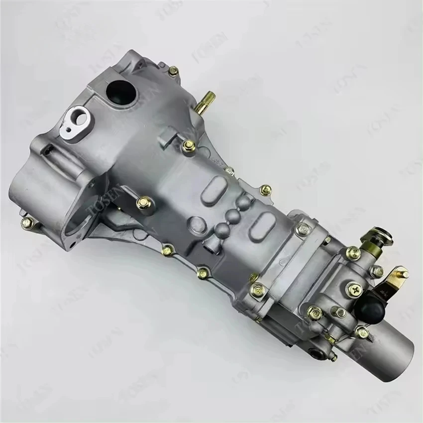 Factory Direct Auto Parts Car Engine Manual Transmission Gearbox 5 Speed F10A 465 465Q for For Hafei FAW Suzuki Chana