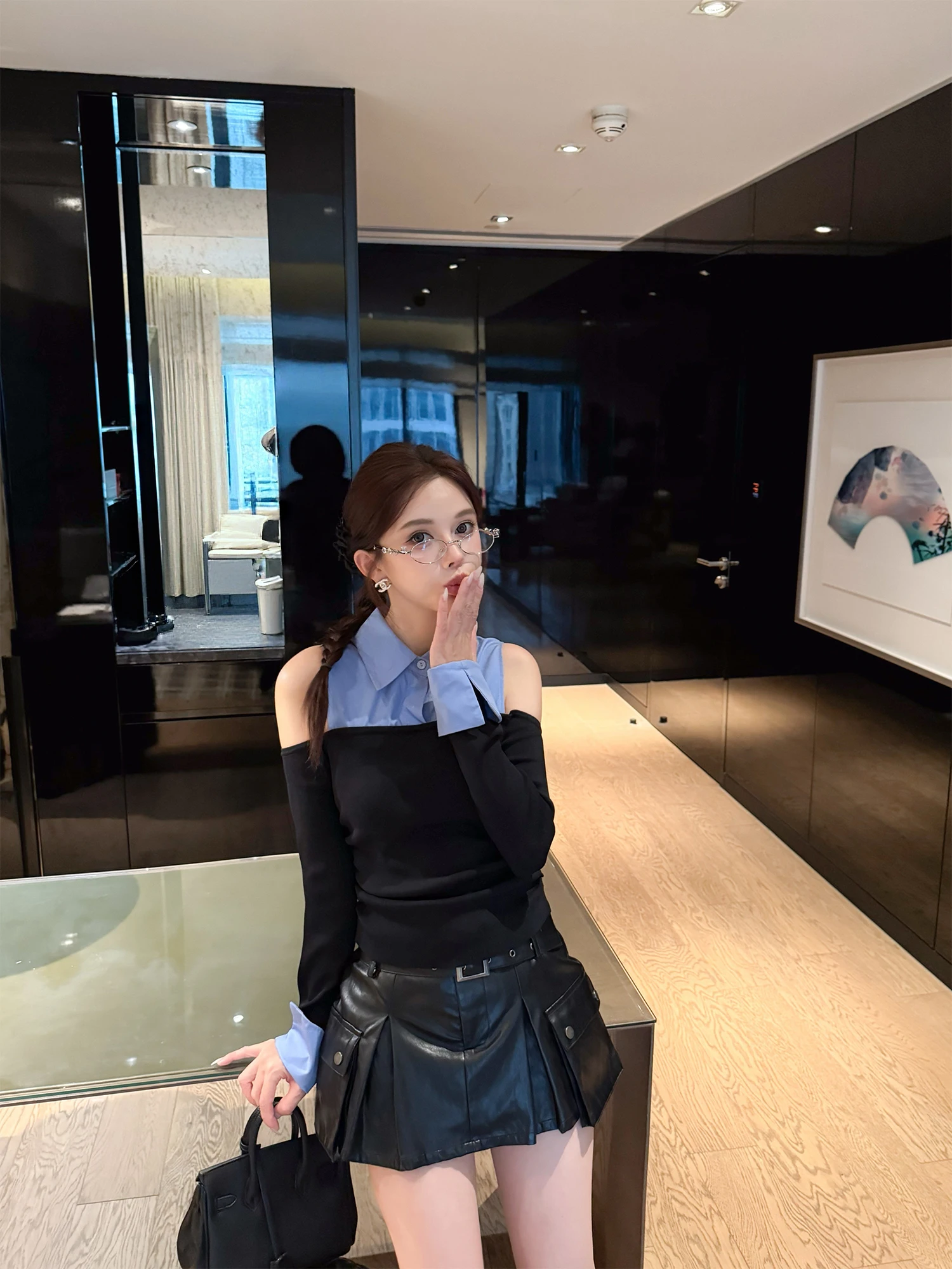 

Женский топ с эффектом двухслойности, имитирующий двойную форму, с открытыми плечами, длинными рукавами, воротником-стойкой, приталенный, с драпировкой, из смесового хлопка, для ранней осени.