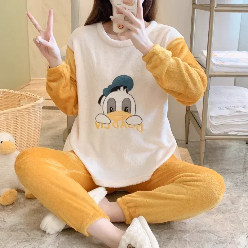 Disney Donald Duck New Winter Flannel Pajamas Fleece Thickened Warm Crew Neck Women\'s Pajamas Homewear Suit Silk Pajamas Women