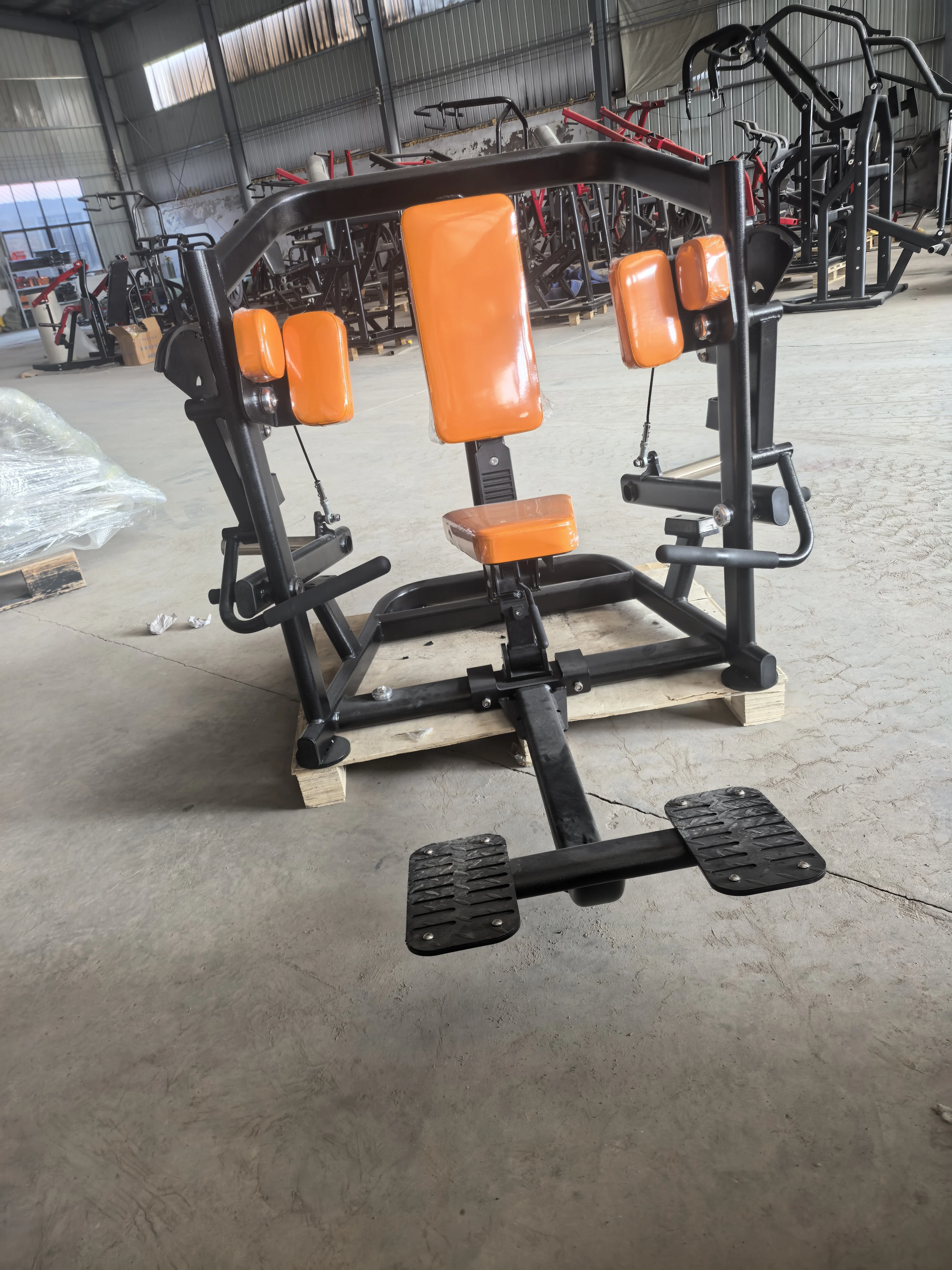 Chinese Manufacturer Commercial Gym Equipment Steel Seated Bicep Curl Machine Safety Features Adjustable Durable Arm