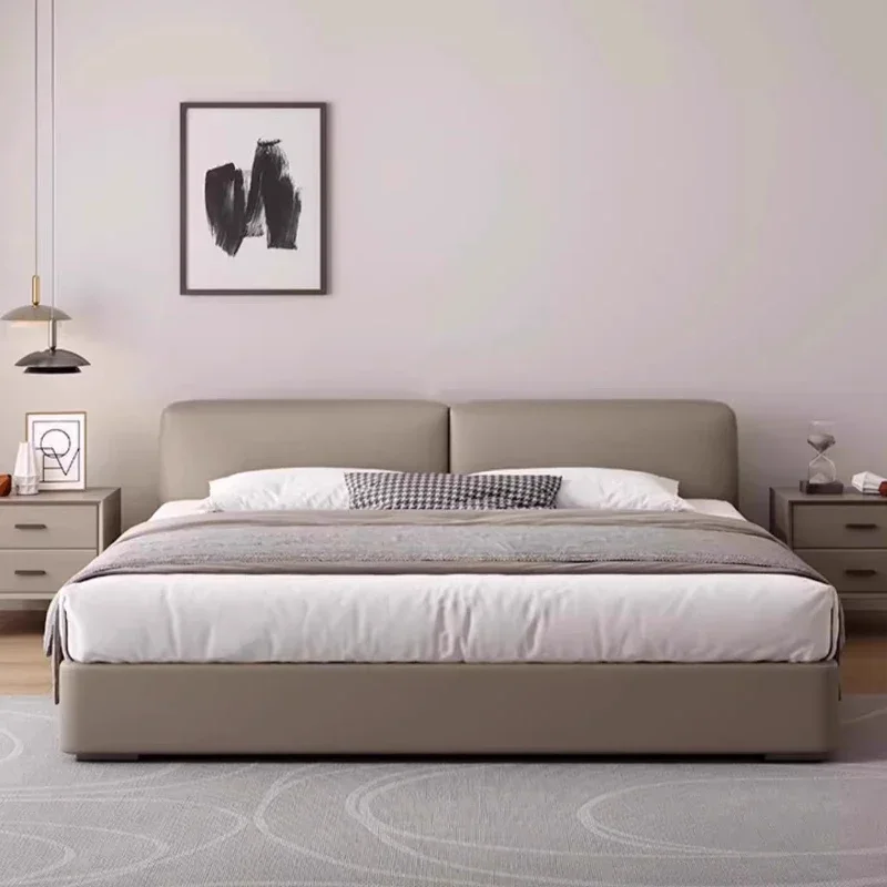 سرير أبيض بسيط، شقة مريحة وحديثة، سرير غرفة نوم رئيسية عصري، سرير مزدوج لكامل الجسم، أثاث زفاف موبليس الاسكندنافي