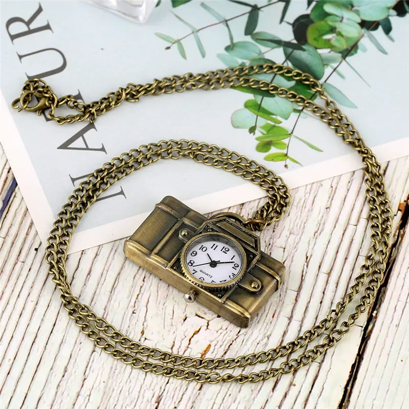 Old Fashion Camera Design Necklace Pocket Watch Quartz Movement Arabic Numeral Display Clock for Men Women Pendant Watches Reloj