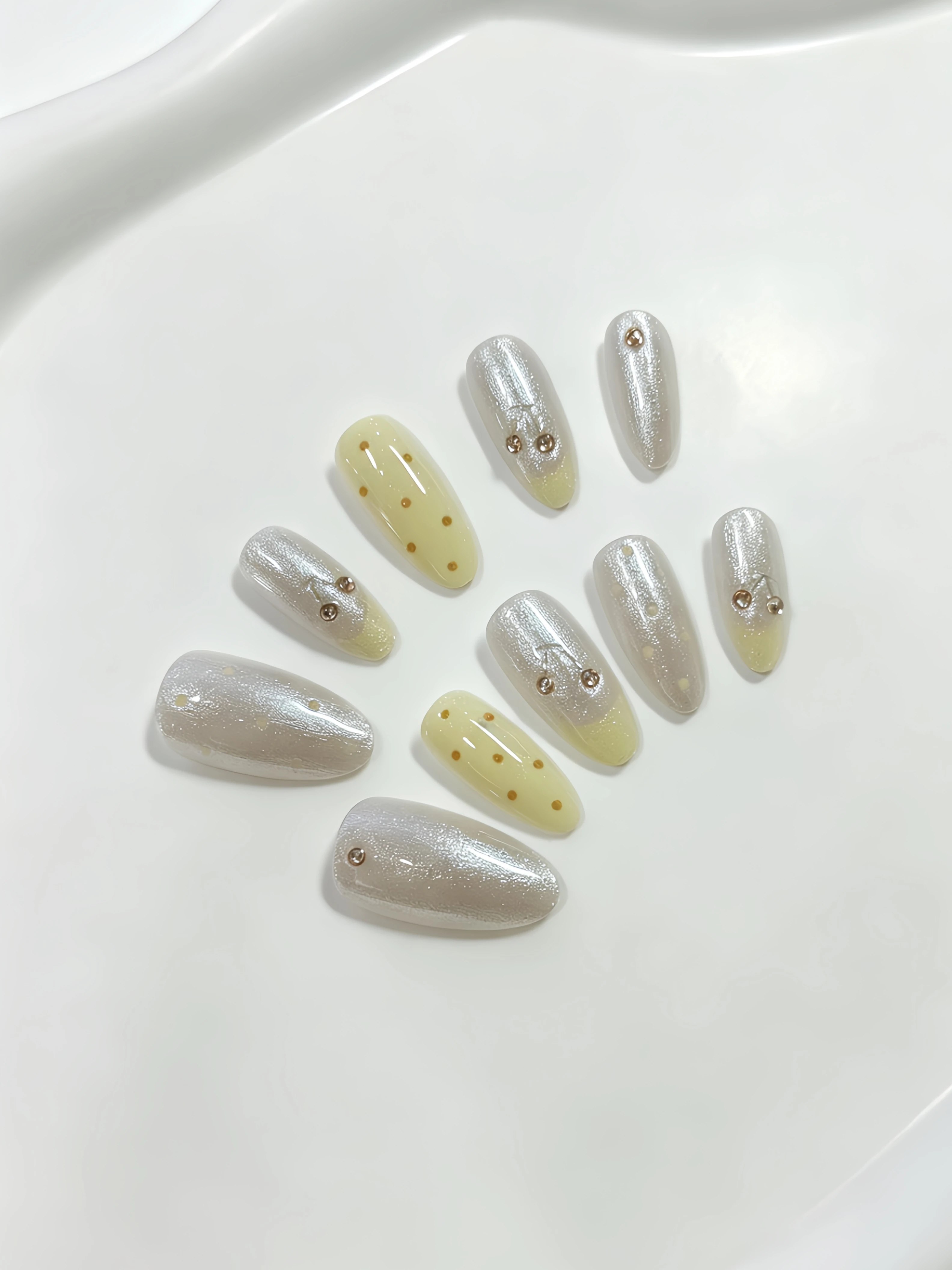 10-teiliges Set mandelförmiger – Nail Art Simple Elegant Bewertung und Preis