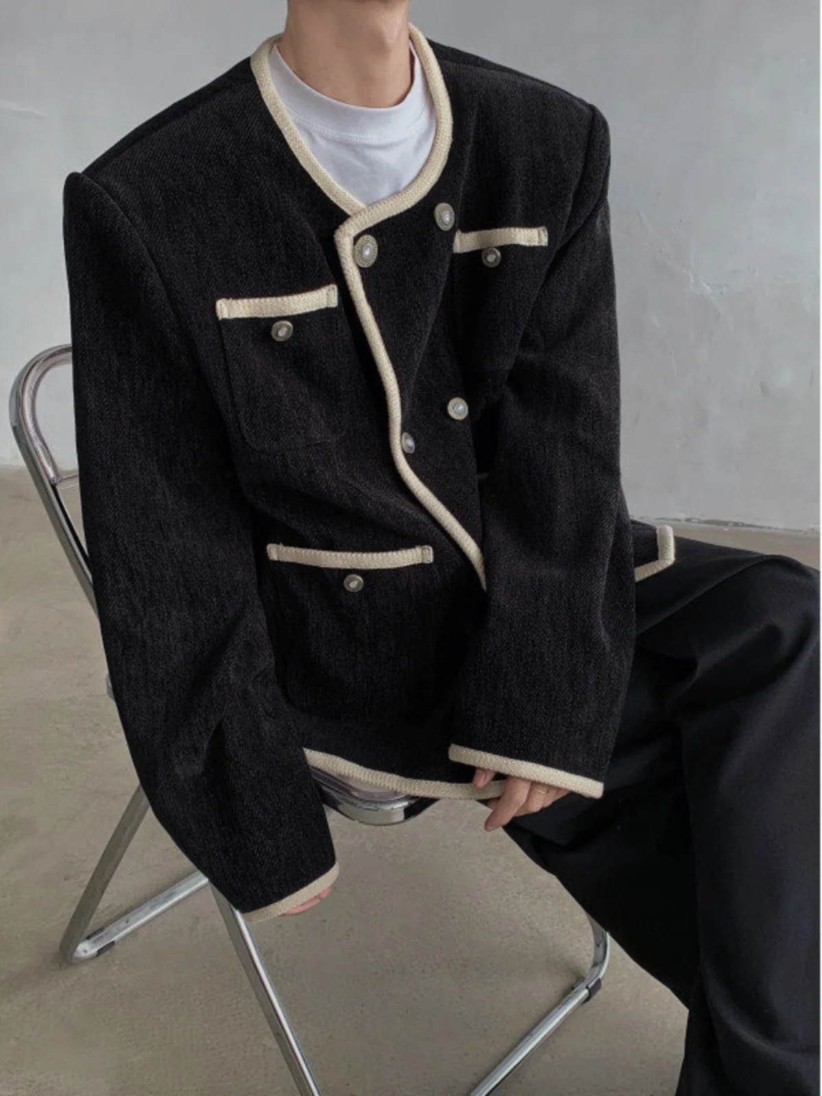 

Утепленная бархатная куртка с подплечниками, мужская, свободного кроя, зимнее пальто, теплое, модное, городское, укороченное, на двойной пуговице