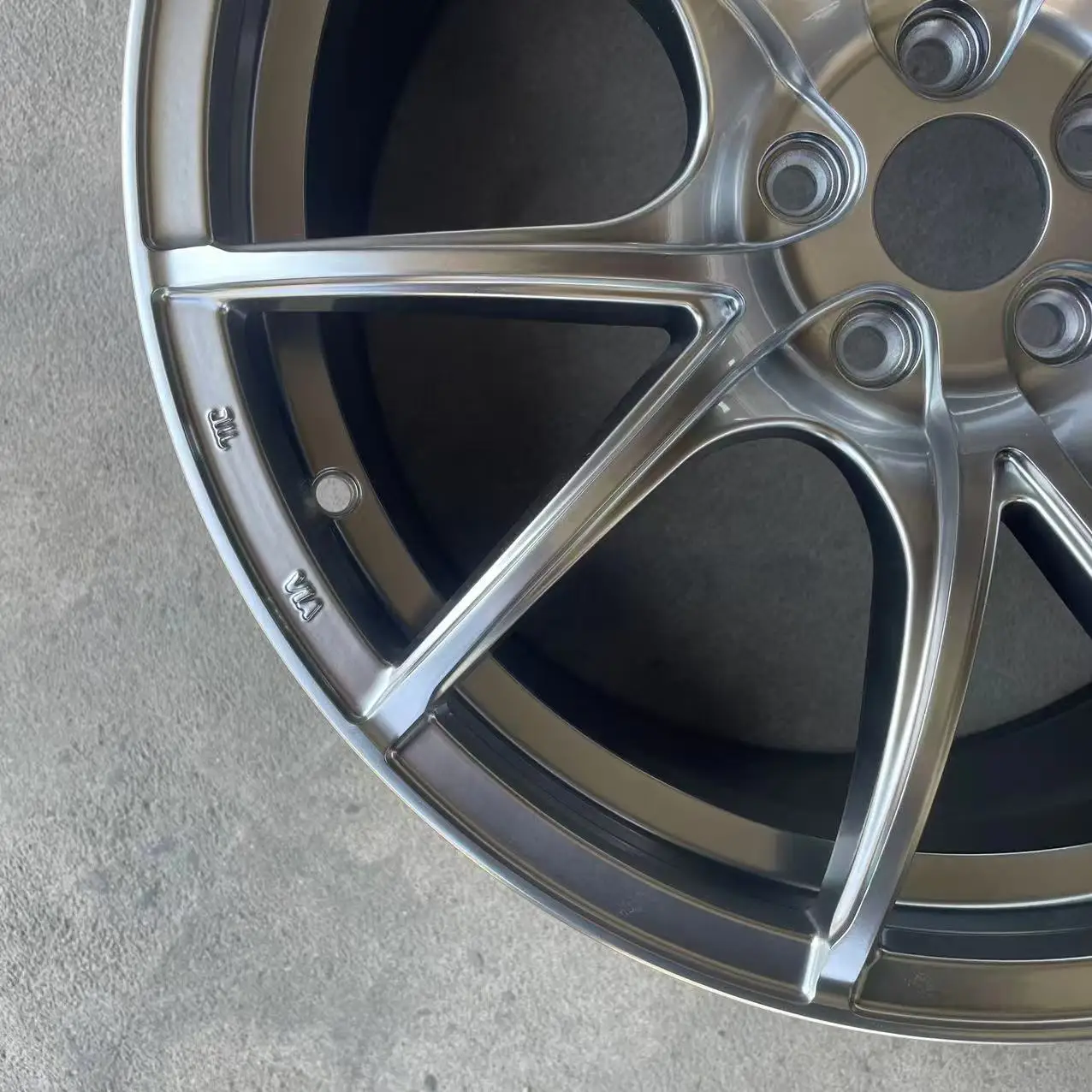 18 Inch TUV Approved Hyper Black Concave Multi Spoke Flow Form Aluminum Alloy Passenger Car Wheels