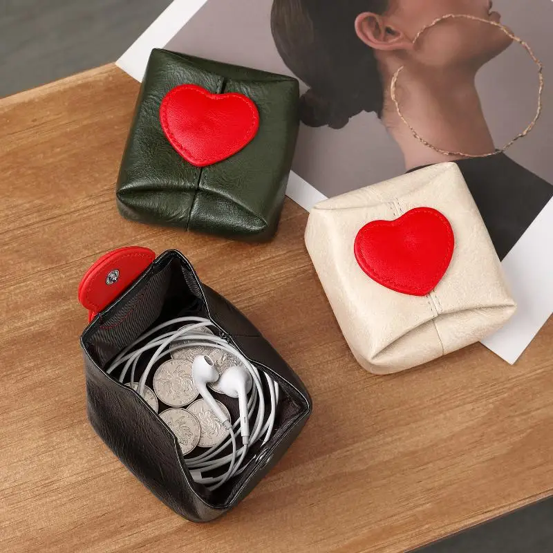 Einfarbige Geldbörse aus Rindsleder mit Herz-Motiv, multifunktionale kleine Tasche für Kopfhörer, Schlüssel und Schmuck im koreanischen Stil, ideal für Reisen. – Detail 3