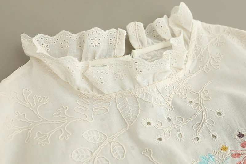 Spring New Japanese Vintage Flower Embroidery Polka Dot Patchwork Shirts Women Mori Girl Long Sleeve Casual Loose Blouse Tops