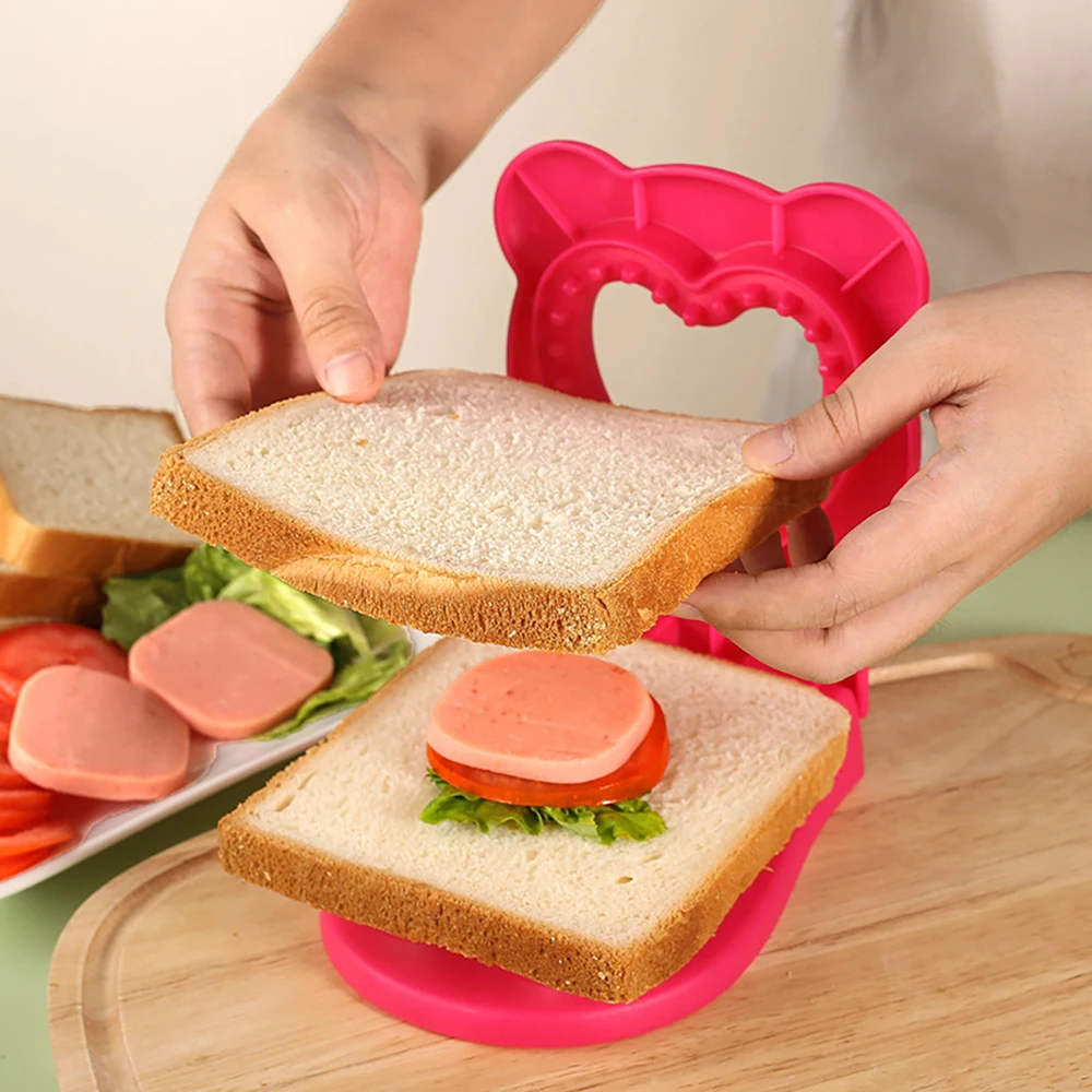 

Sandwich Cutter Bread Mold Toast Maker Cake Cookie Cutter Sealer Flip Sandwich Cutting Mould Kitchen Breakfast Dessert DIY Tools