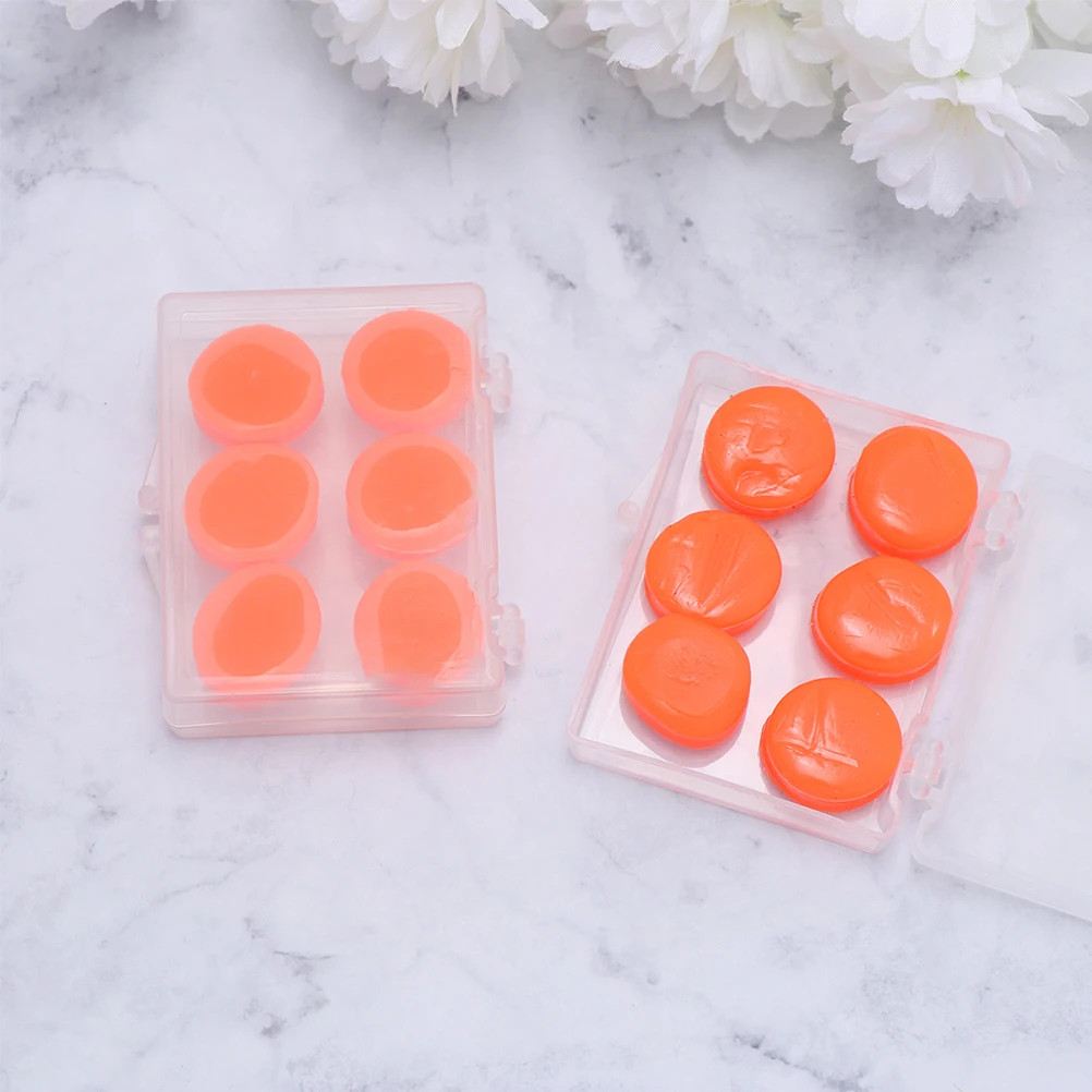 18 قطعة من سدادات الأذن السيليكونية المقاومة للماء وعازلة للصوت قابلة للتشكيل للسباحة والاستحمام للرجال والنساء، سدادات أذن برتقالية للسباحة