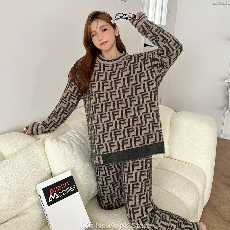 TXii Newlook Alphabet Elegant Imitation Mink Hair Pajamas Women\'s Autumn Winter Long Sleeve Simple Wool Warm Home Clothes suit