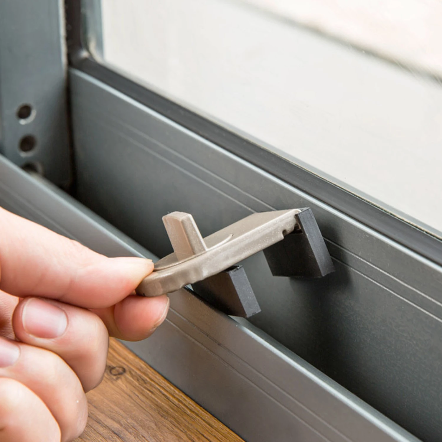 Aluminum Alloy Sliding Window Safety Lock Adjustable Anti-Theft Lock Door Stopper Child Security Lock for Home And Office