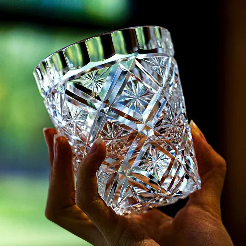 Lucky Star Pattern Crystal Whisky Glass High-end Luxury Hand Engraved Bourbon Vodka Drinking Glassware Handmade Artwork 240ml