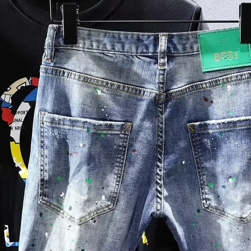 Denim-Shorts für Herren, trendig, vielseitig, schmal geschnitten, elastische Hose, trendige Marke, hübsche, spritzwassergeschützte Tinte, zerrissene Löcher, hübsche dünne Hose