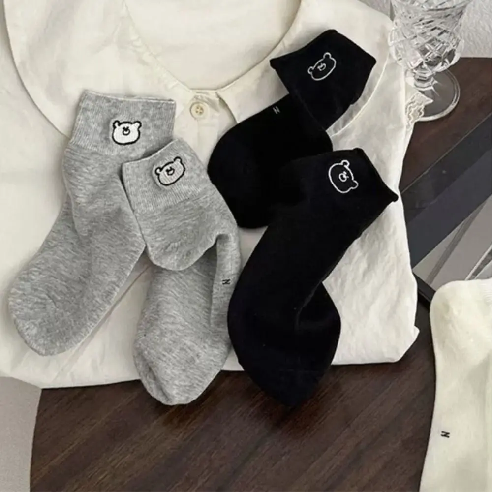 

3Pairs Fashion Thin Embroidered Bear Socks Ins Style Sweet Sweet Ankle Socks Kawaii Female Hosiery Short Tube Socks Women Lady