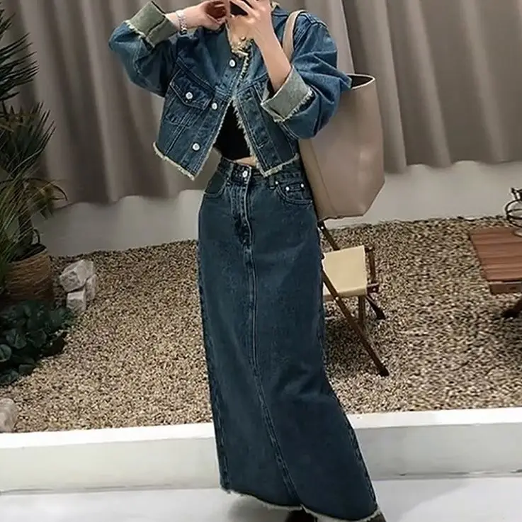 Nuovo abito in denim retrò moda autunnale 2025 versione coreana straniera giacca corta sottile versione europea set da due pezzi