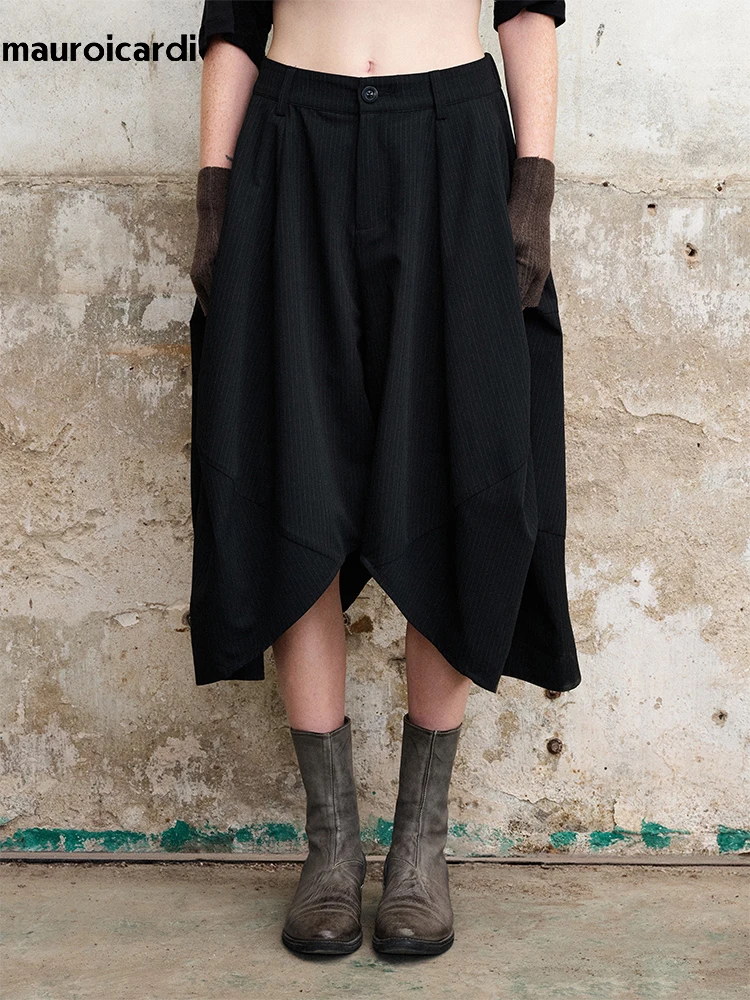 

Mauroicardi Spring Summer Loose Casual Soft Baggy Black Wide Leg Asymmetrical Shorts for Men Calf Length Bud Pants Clothes 2026