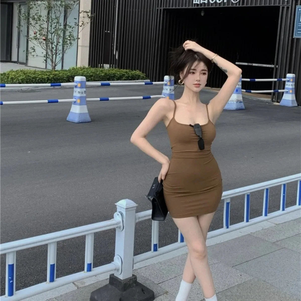 Y2K Goth Kwaii K-fashion Camis Mini vestido de mujer negro Sexy vestidos sin mangas Correa fiesta de noche Kpop Falda corta ropa de mujer