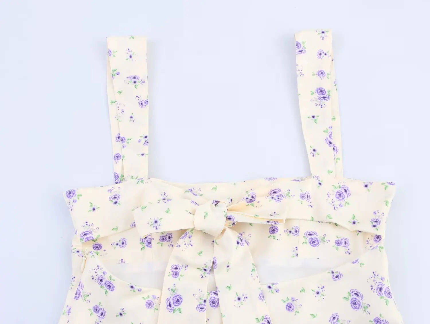 2025 nueva ropa de mujer estilo europeo y americano moda Bowknot tirantes estampado satén texturizado Vestido corto