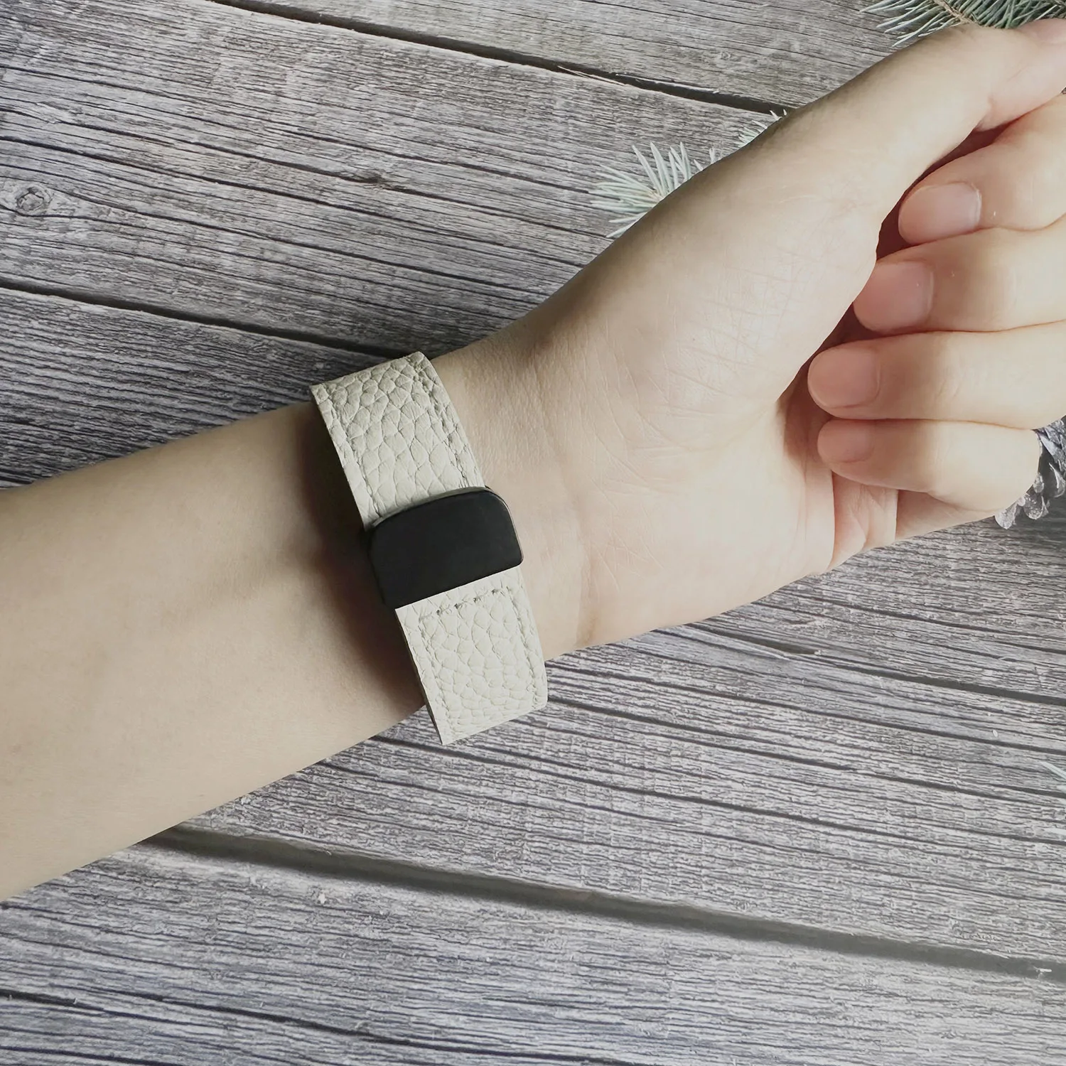 

Leather Strap for Samsung Galaxy Fit3 Leather Magnetic Strap SM-R390