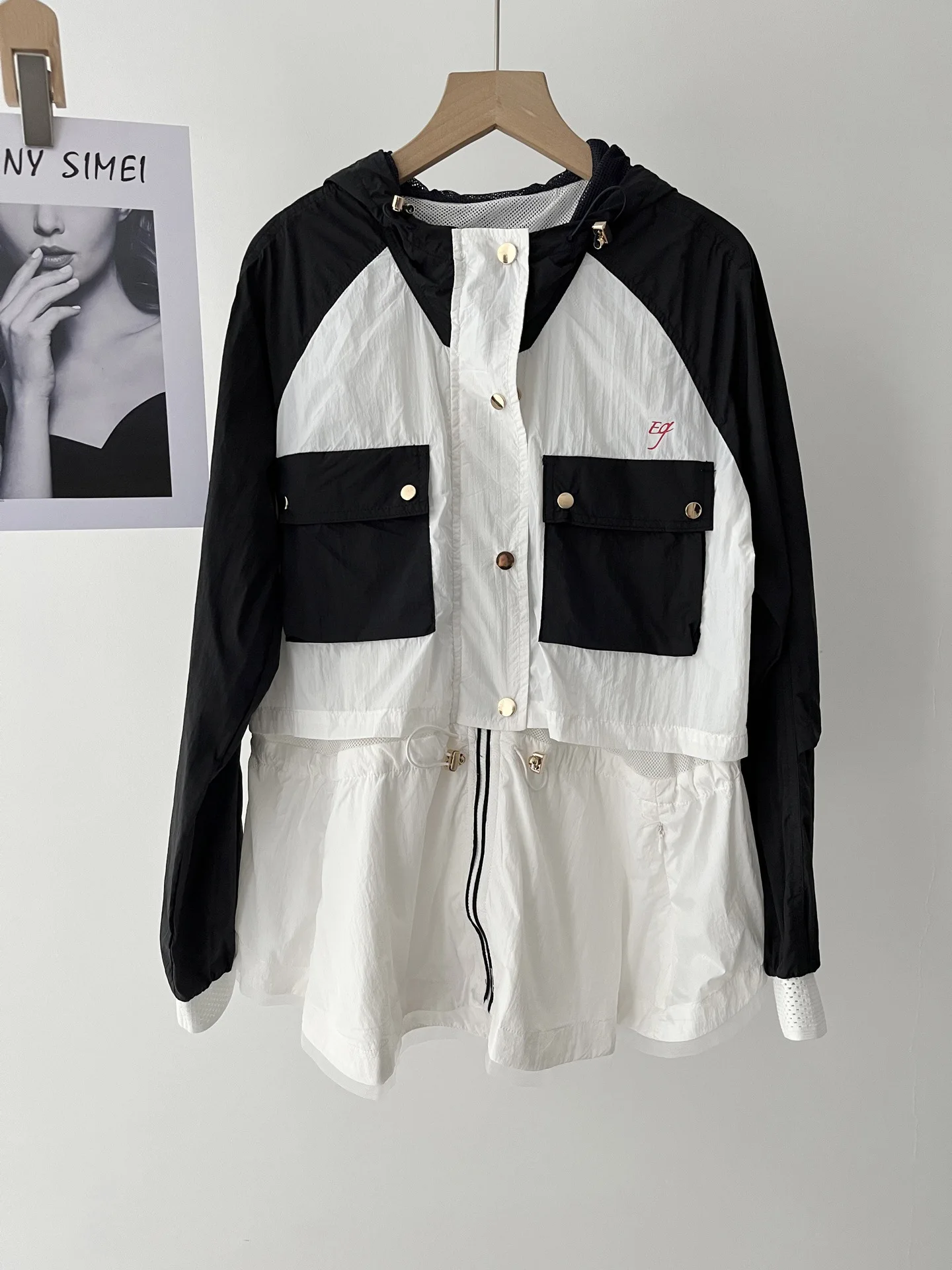 

Women's summer new sports contrasting tooling wind waist hooded contrasting jacket 51c-0649