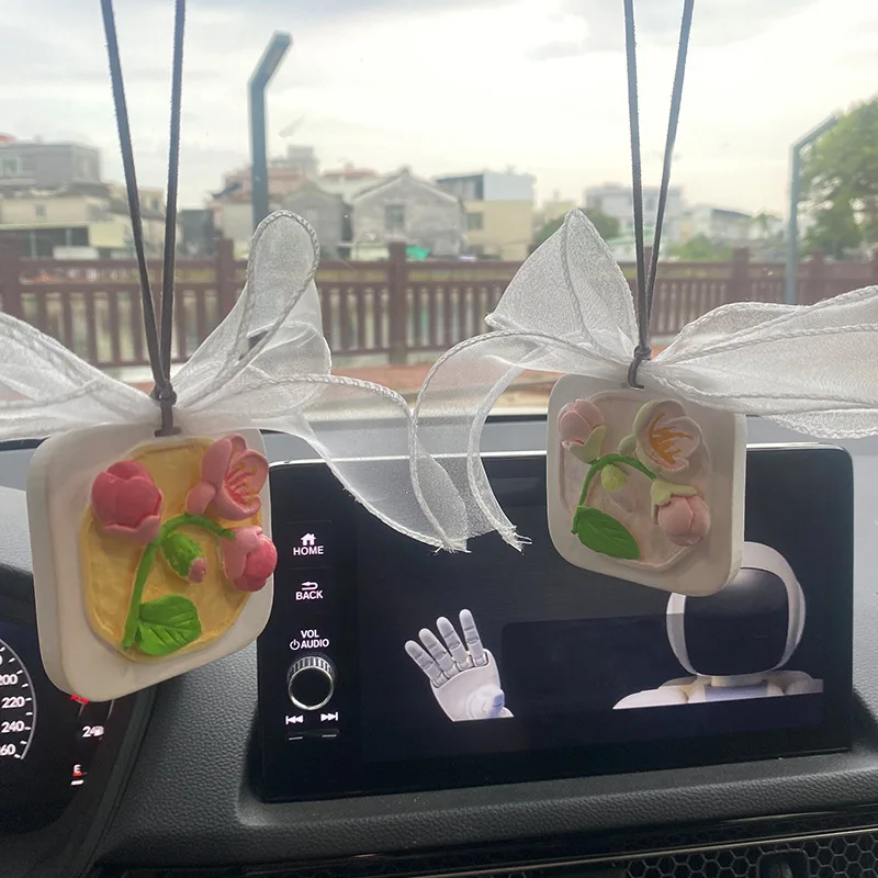 

Lotus Car Air Freshener Clip Perfume Clip Aromatherapy Ventilation Ornaments Car Interior Decoration Car Pendant