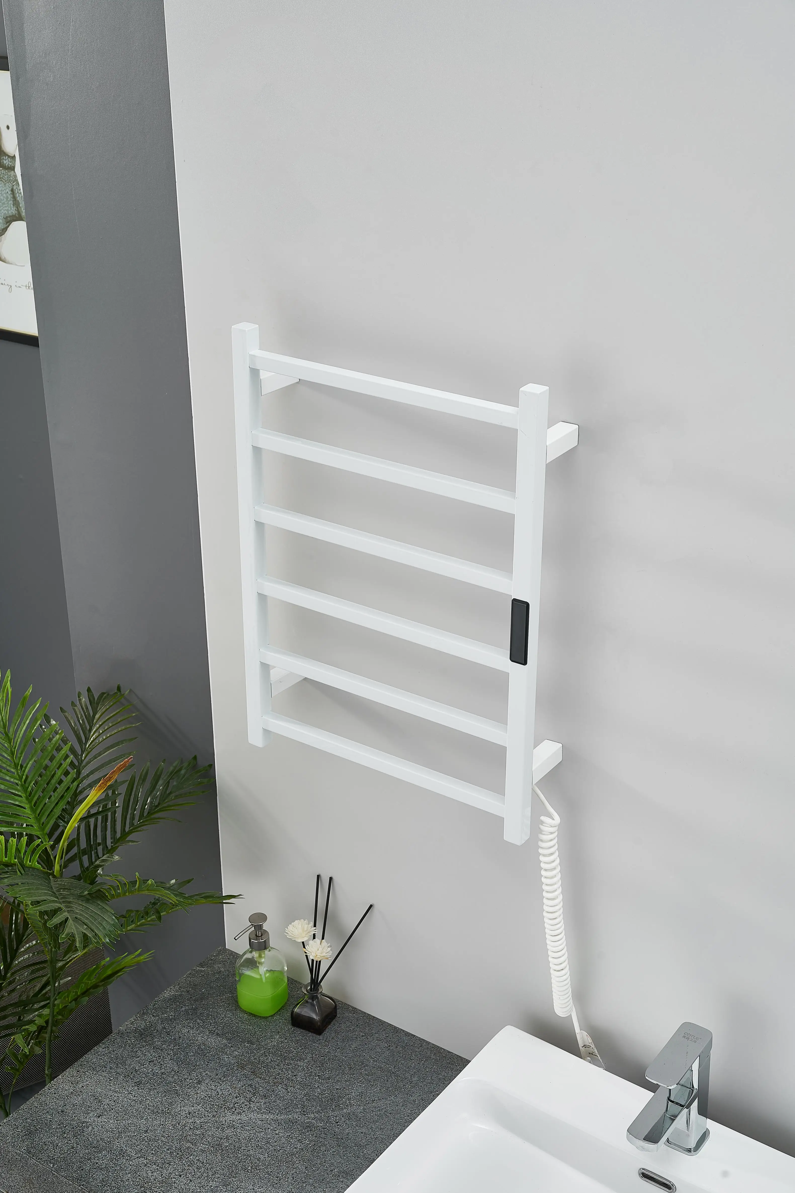 Bad Elektrische Handtuch Heizung Trocknen Rack Handtuch Rack Set Gebürstet Gold Edelstahl Beheizte Handtuch Rack