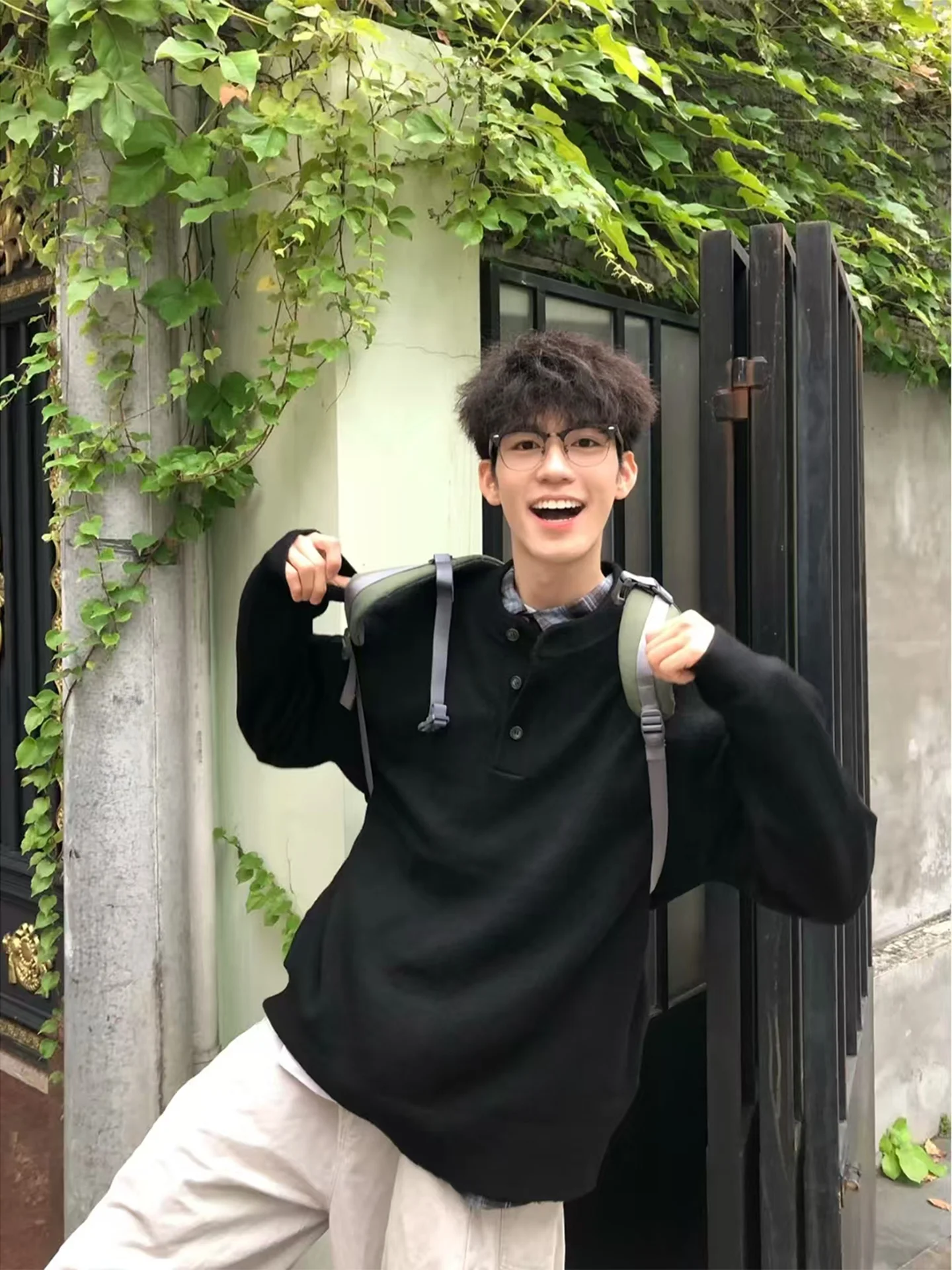 

Мужской зимний трикотажный джемпер Bla Henry Collar: комфортный базовый слой для повседневной носки